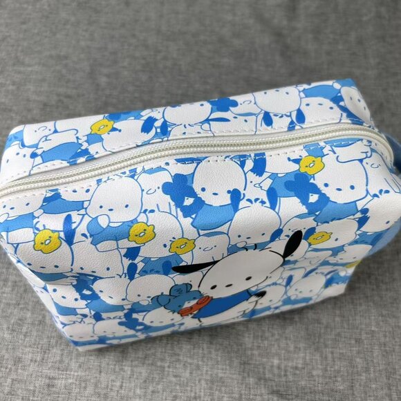 NO.480 Pochacco Portable Handheld Organizer Cosmetic Bag - Picture 4 of 7